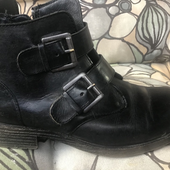 Ankle leather boots - Picture 2 of 8